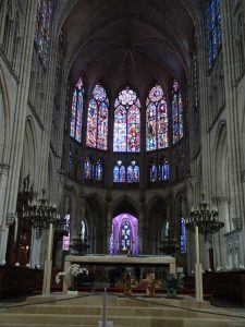 Mery-sur-Seine naar Troyes, troyes kerk binnen